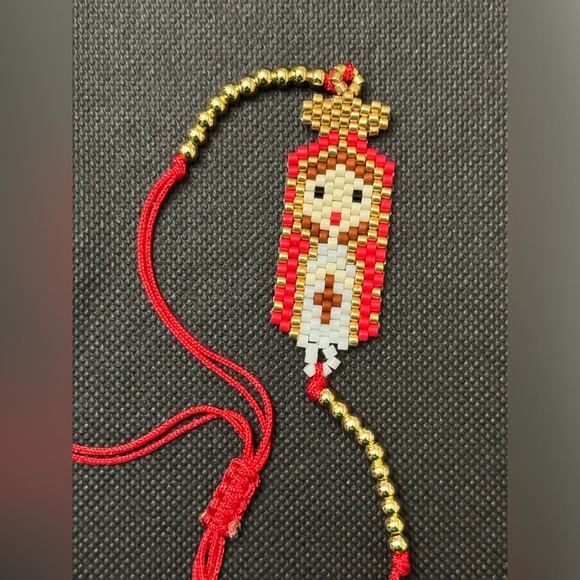 Blessed Mother micro-bead pull bracelet.  🙏🏼 NWT - Picture 2 of 2